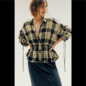 We the free top 